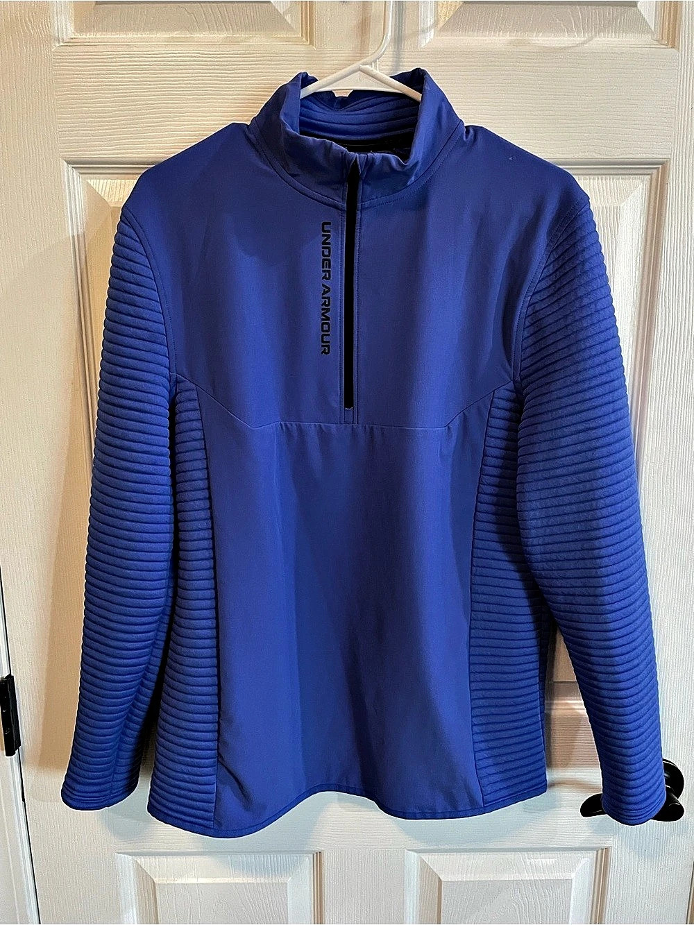 Under Armour Golf Men’s M Blue Quarter Zip Pullover